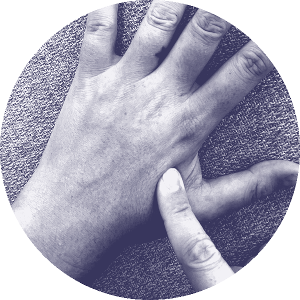 Emplacement du point Gros Intestin 4 (GI4), main